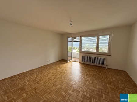 Nötsch im Gailtal: 3 Zimmerwohnung mit Loggia im 3. OG