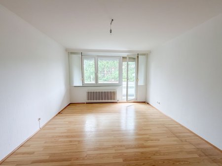 Traumblick! 3-Zimmer-Eigentumswohnung mit Loggia, Garage und Lift in zentraler Lage von Baden!