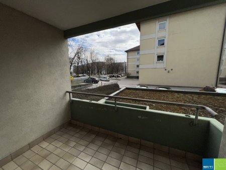 Klagenfurt: Einzimmerwohnung mit Loggia im EG - Top 101