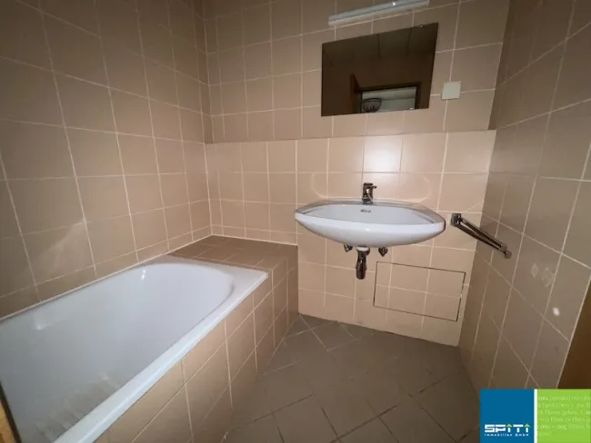 Klagenfurt: Einzimmerwohnung mit Loggia im EG - Top 109 - Bild