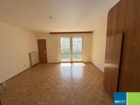 Klagenfurt: Einzimmerwohnung mit Loggia im 1.OG - Top 114
