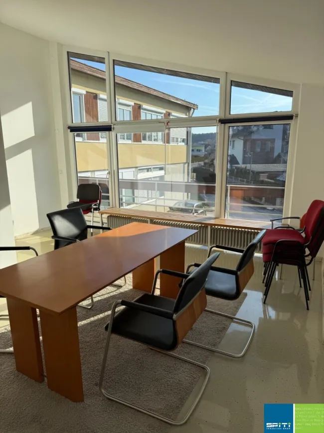 Helle Wohnung mit Garten, Balkon & Garage in Söding - Bild