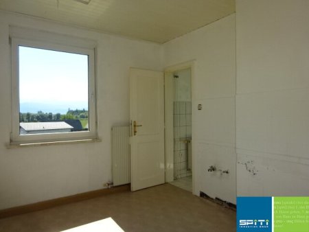 Günstige sanierungsbedürftige 2-Zimmer Anlegerwohnung nähe Red Bull Ring
