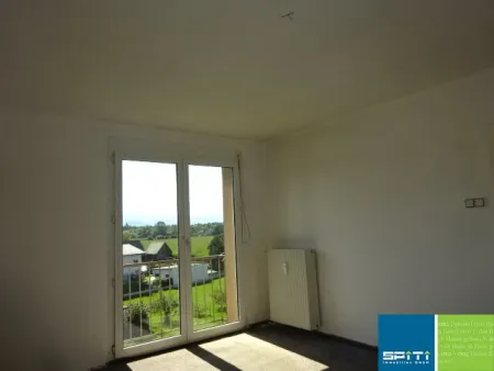 Günstige sanierungsbedürftige 2-Zimmer Anlegerwohnung nähe Red Bull Ring - Titelbild