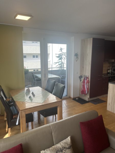 TRAUMHAFTE - 4 ZIMMERWOHNUNG MIT BALKON IN GLOGGNITZ ZU VERKAUFEN