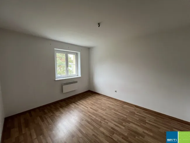 Traismauer: günstige Kleinwohnung im 1.Obergeschoß - Bild