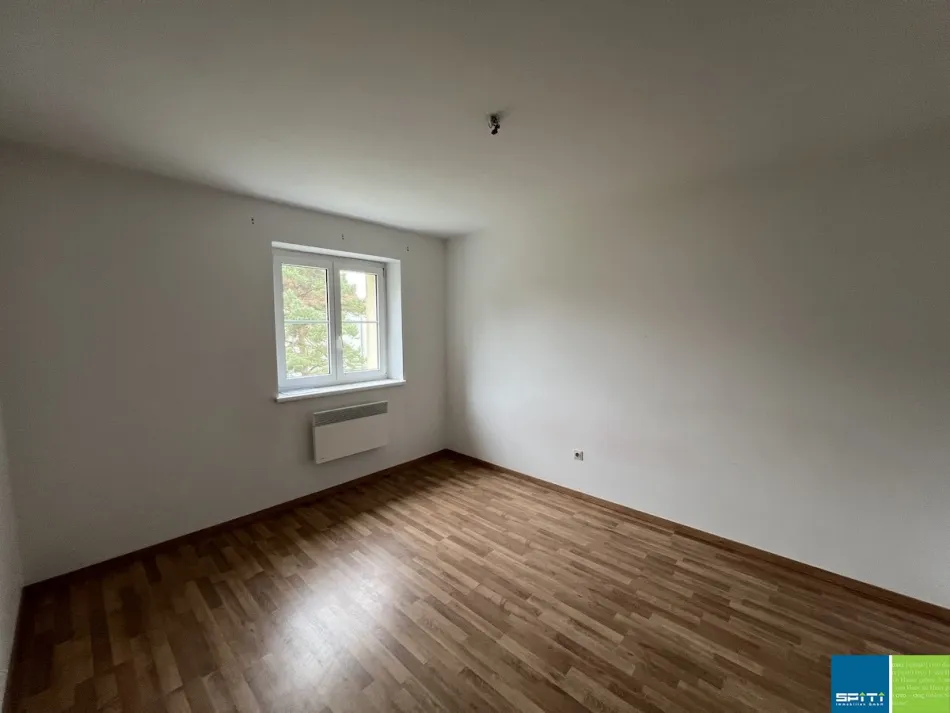 Traismauer: günstige Kleinwohnung im 1.Obergeschoß - Bild