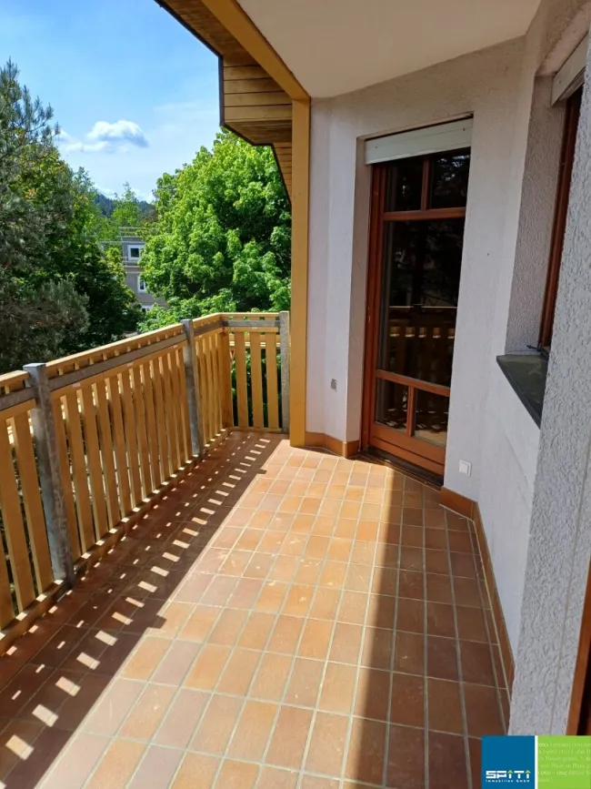 Sonnige, helle 3 Zimmer Wohnung mit Balkon in Glanegg - Friedlach - Titelbild