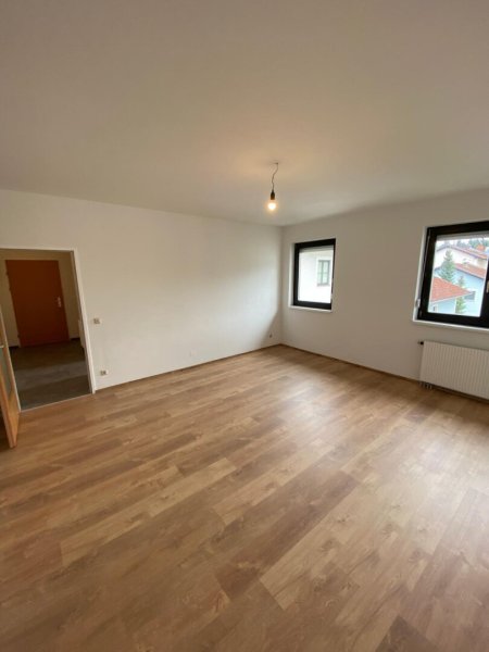 !PROVISIONSFREI! NEU SANIERTE - 3 - ZIMMERWOHNUNG