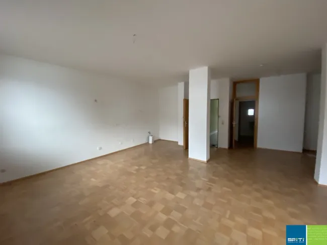 Helle, großzügige 3 Zimmerwohnung in Brückl - Bild