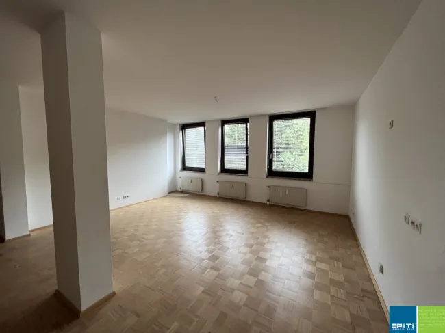 Helle, großzügige 3 Zimmerwohnung in Brückl - Bild