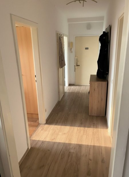 2 - ZIMMERWOHNUNG ZU VERKAUFEN