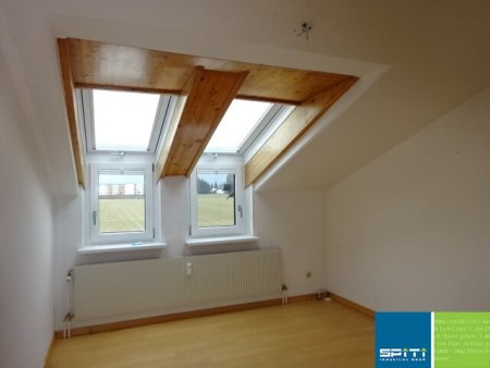 gemütliche 3 Zimmer Maisonettewohnung mit Balkon Nähe Red Bull Ring