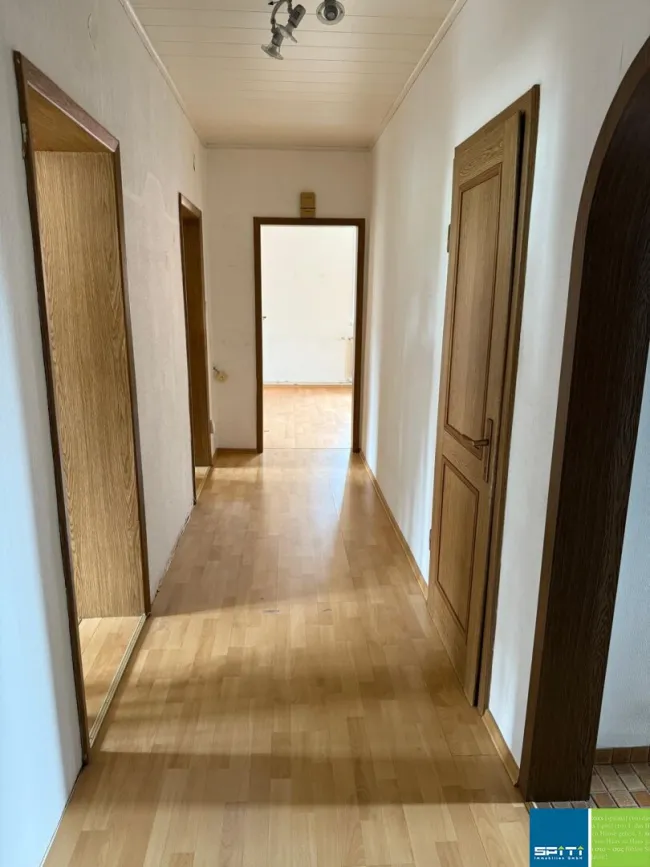 Großzügige 4-Zimmer-Wohnung mit Potenzial in Köflach - Bild