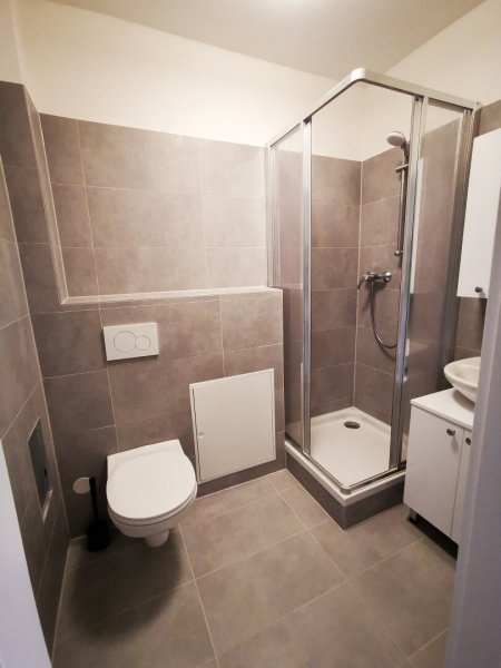 WG-Zimmer_ 1Min von U1Troststraße_All Inklusiv € 579/Zimmer _Ideal für Singel oder Student