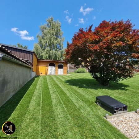 „Genießen Sie die Sonnenseiten des Lebens in Ihrem neuen Zuhause-Großzügiger Garten-ein Ort an dem die Seele baumeln darf.“