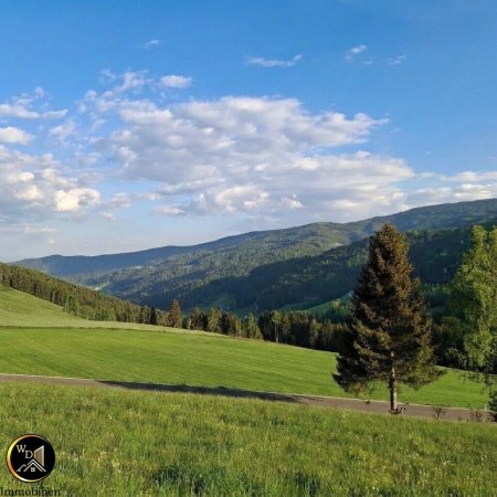 Alpenrefugium auf 1.200 m Seehöhe – ein Ort, wo die Zeit stehen bleibt und der Blick in die Berge verzaubert.“