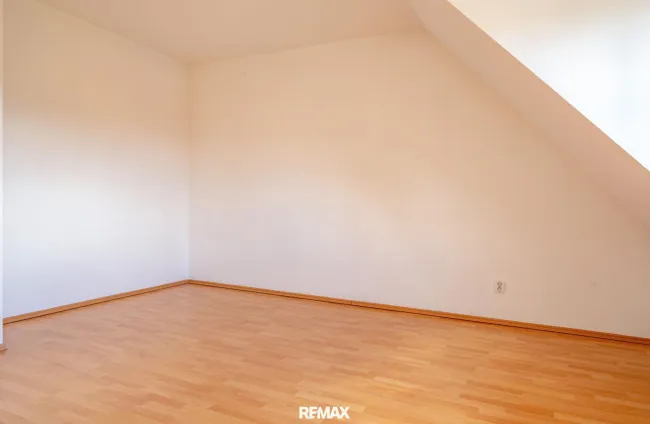 Zimmer 1 OG