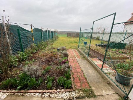 Traumhaftes Grundstück - 3254m² in Hausbrunn zu verkaufen