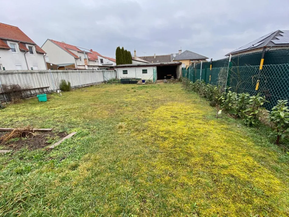 Traumhaftes Grundstück - 3254m² in Hausbrunn zu verkaufen - Bild