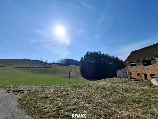 Grundstück