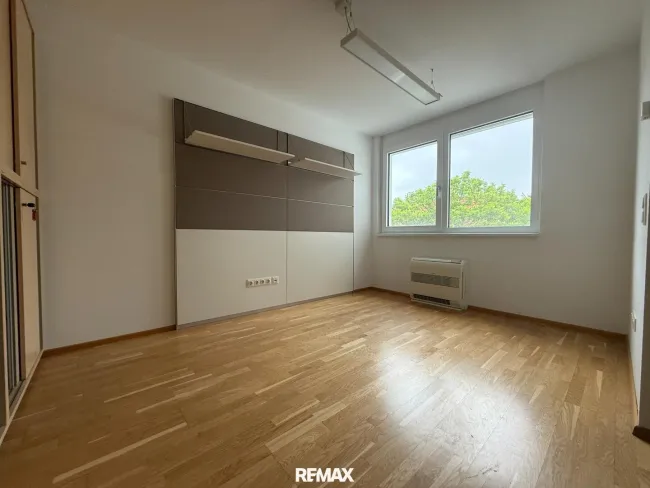 Büro 1.OG