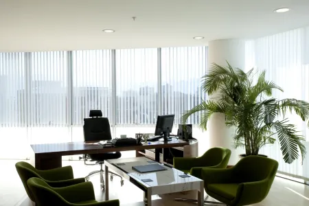 DEMOOBJEKT! Elegantes Büro neben Bristol und Oper