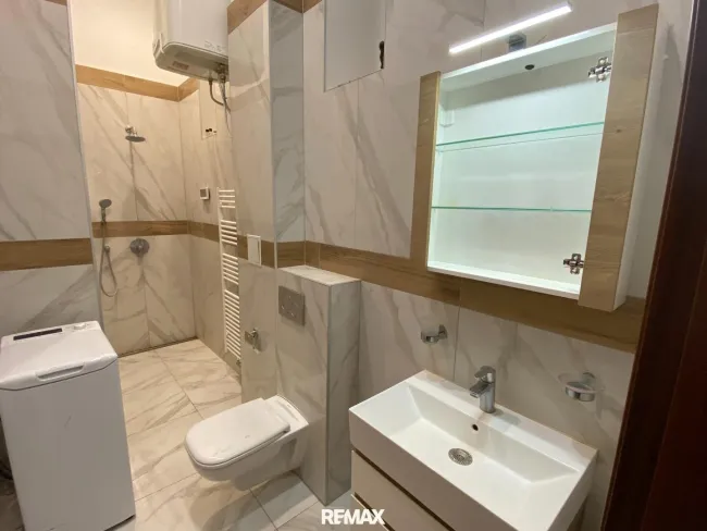 Badezimmer 1