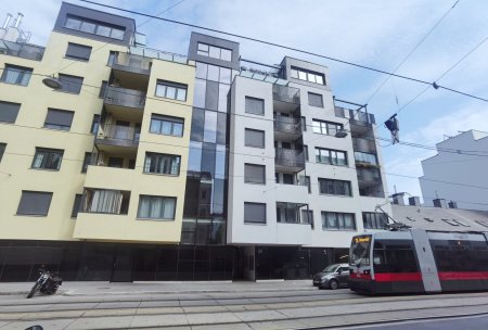 Parkplatz im Wohnhaus 400m von U1 Kagraner Platz