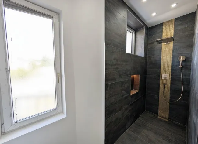 elegante Dusche für höchste Ansprüche!