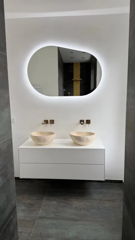 Neu saniertes Badezimmer!