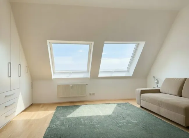 Wohnen auf zwei Ebenen: Schöne Maisonette mit sonnigem Südbalkon in Bestlage (8044 Graz) - Bild