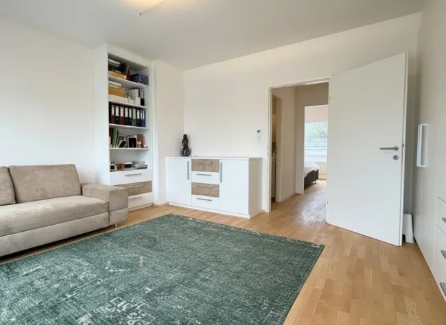Schlafzimmer 1