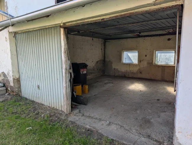 Garage mit ca. 28 m²