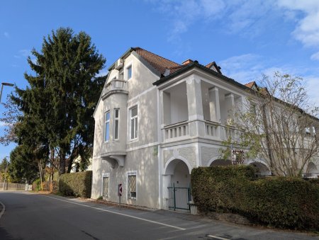 Außenansicht von Villa Hohenrainstraße 35