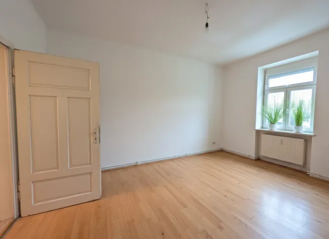 Woghnzimmer mit ca. 17,7 m² und Parkblick