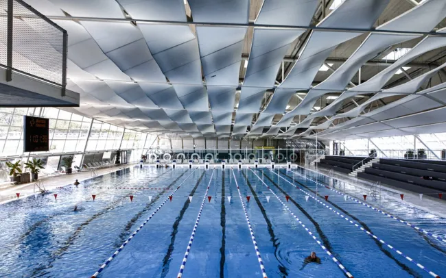 Auster Schwimmbad mit Indoor & Outdoor als Nachbar!