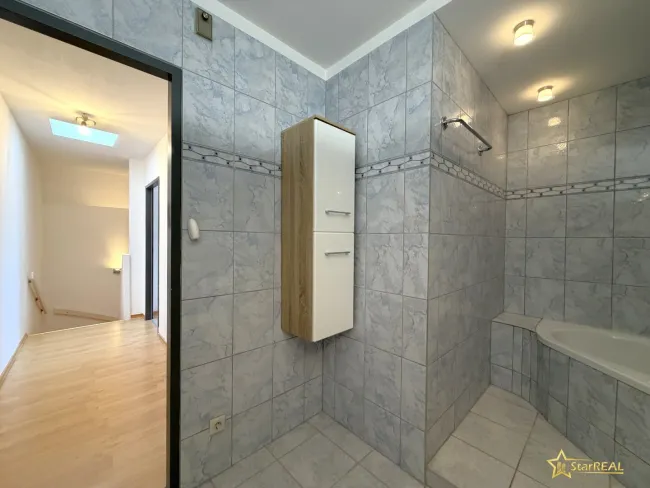 Badezimmer 2