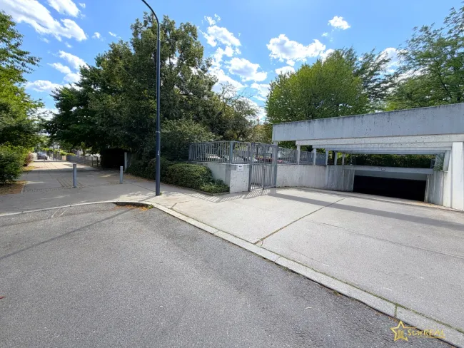 Einfahrt Tiefgarage