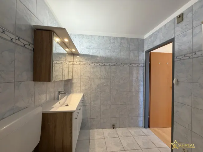 Badezimmer 2