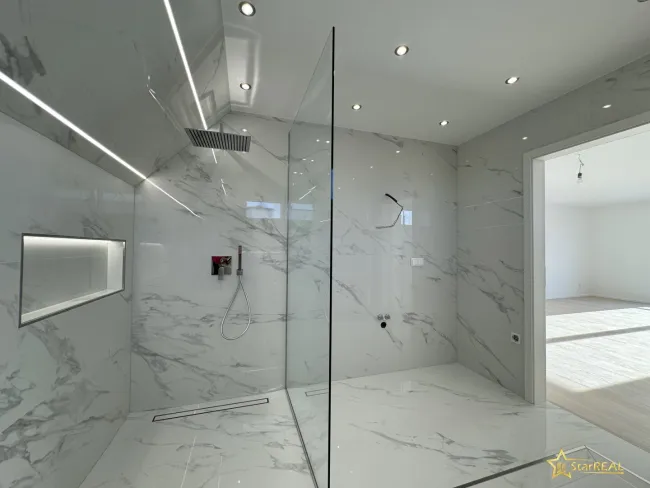 BEISPIEL Badezimmer