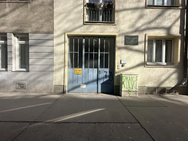 Wohn- & Lagerimmobilie mit Zukunftspotenzial in 1200 Wien - Bild