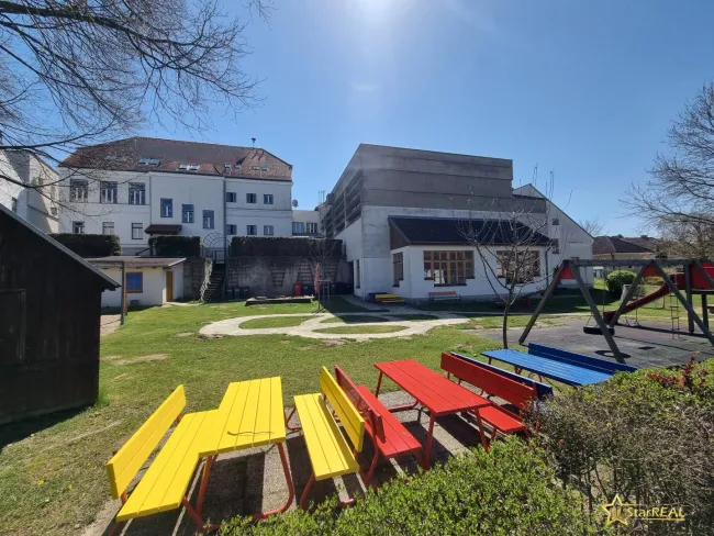 Kindergarten und Volksschule Großrußbach