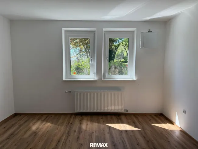Schlafzimmer - OG - saniert
