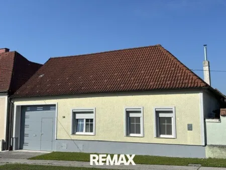 Top sanierter Langstreckhof mit großzügigen Nebengebäuden! - Titelbild