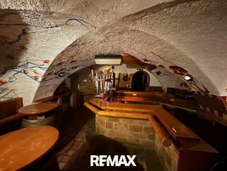 Kellerbar