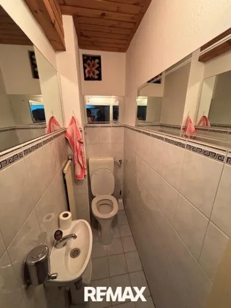 WC EG
