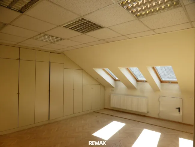 Büro 3