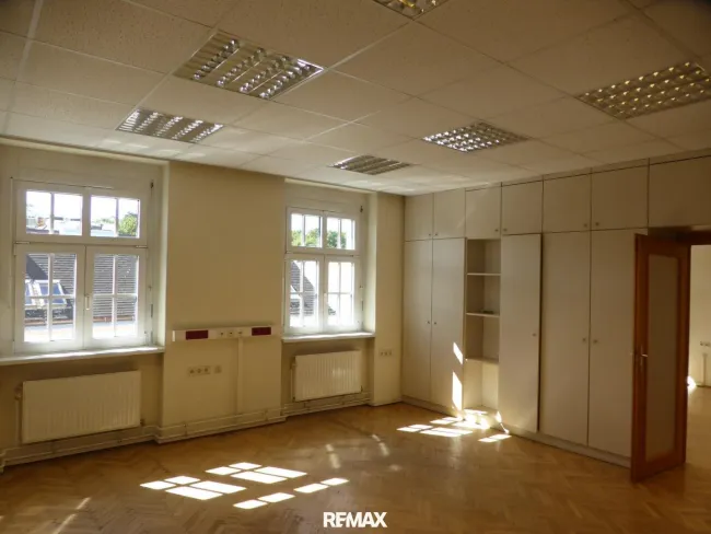Büro 4