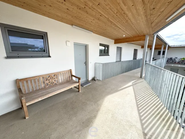 Dachgeschoss-Traum mit großzügigem Sonnenbalkon - Bild